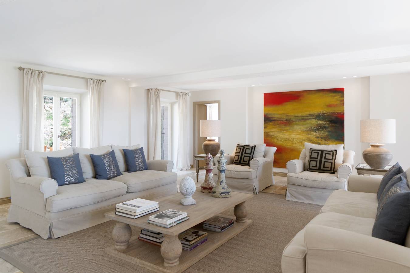 At a Glance: French Riviera Interior Design - Luxoria